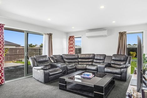 Photo of property in 15 Lucca Crescent, Rolleston, 7615