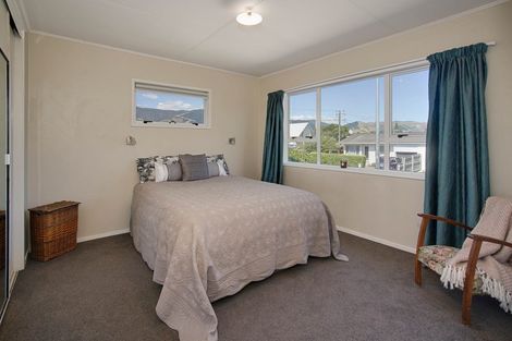 Photo of property in 4 Rosebank Terrace, Stoke, Nelson, 7011