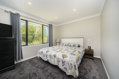 Photo of property in 6 George Street, Bulls, 4818