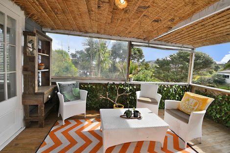 Photo of property in 12 Kendale Drive, Leigh, 0985