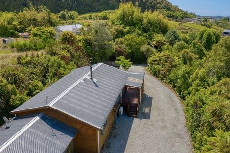 Photo of property in 226 Woodstock-rimu Road, Ruatapu, Hokitika, 7883
