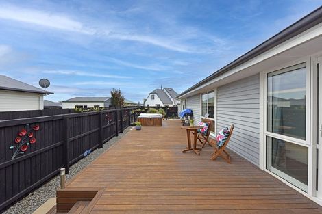 Photo of property in 35 Ottawa Road, Wainoni, Christchurch, 8061