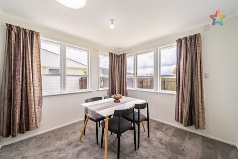 Photo of property in 20 Charles Street, Clouston Park, Upper Hutt, 5018