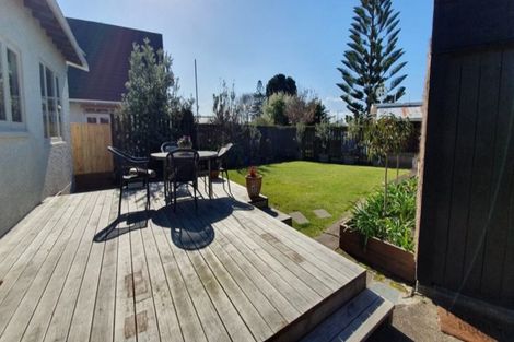 Photo of property in 11 Maxwell Avenue, Durie Hill, Whanganui, 4500