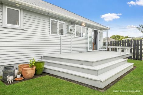 Photo of property in 26 Trafalgar Street, Westown, New Plymouth, 4310