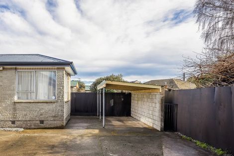 Photo of property in 2/17 Frensham Crescent, Woolston, Christchurch, 8062