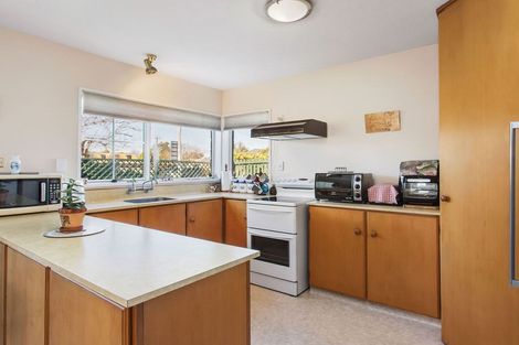 Photo of property in 2/12 Lagan Street, Belfast, Christchurch, 8051