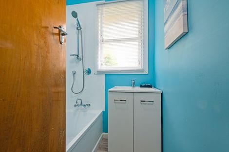 Photo of property in 2 Howe Street, Foxton, 4814