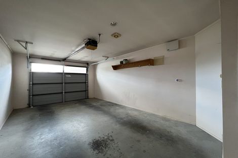 Photo of property in 12/56 Larnoch Road, Henderson, Auckland, 0610