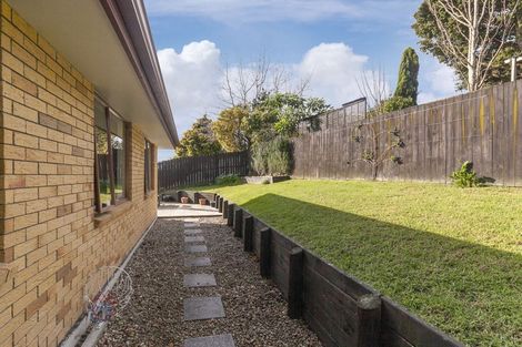 Photo of property in 57 Nimstedt Avenue, Oteha, Auckland, 0632