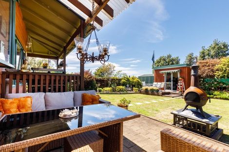 Photo of property in 537 Richmond Road, Lepperton, New Plymouth, 4373