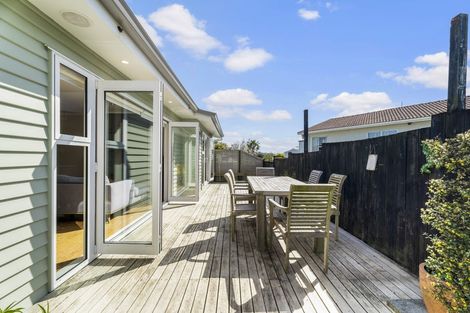 Photo of property in 7 Walbrook Road, Manly, Whangaparaoa, 0930