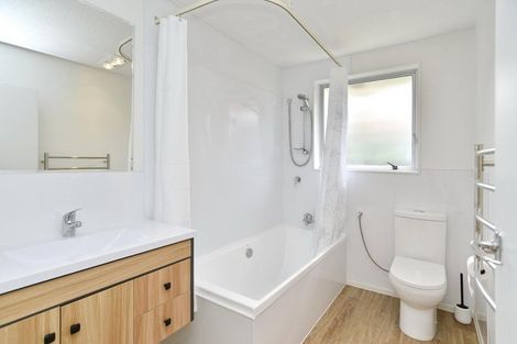 Photo of property in 4/6 Lane Street, Woolston, Christchurch, 8023