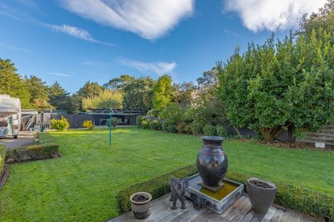 Photo of property in 16 Abbotsford Road, Waipawa, 4210