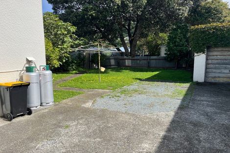 Photo of property in 150a The Parade, Island Bay, Wellington, 6023