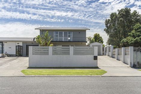 Photo of property in 2 Aratapu Street, Waitara, 4320