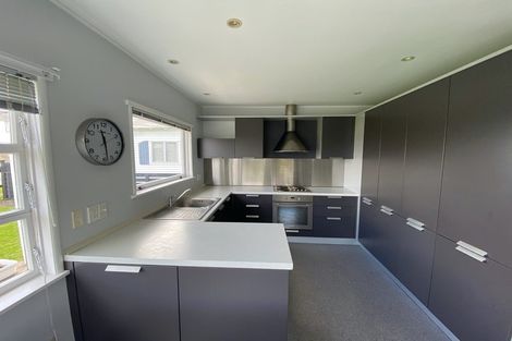 Photo of property in 106 Eversleigh Road, Belmont, Auckland, 0622