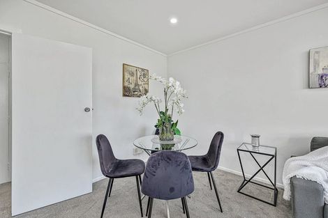 Photo of property in 5/2 Browns Road, Manurewa, Auckland, 2102