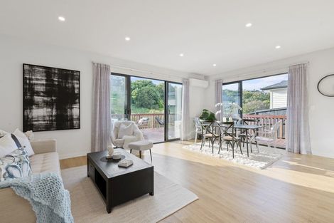 Photo of property in 24 Kahu Close, Orewa, 0931