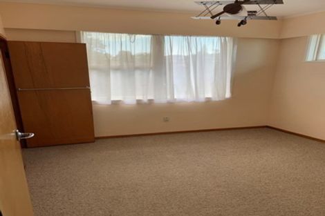 Photo of property in 58 Cardiff Road, Pakuranga, Auckland, 2010