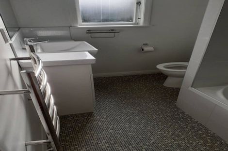 Photo of property in 37 Plunket Terrace, Hamilton East, Hamilton, 3216