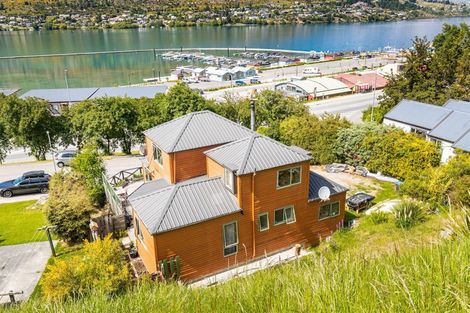 Photo of property in 5 Marina Drive, Frankton, Queenstown, 9300
