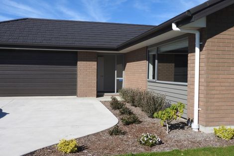 Photo of property in 40 Te Whenu Crescent, Marshland, Christchurch, 8083