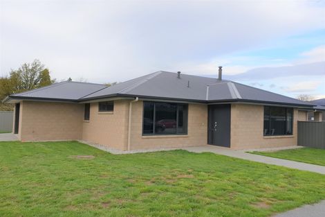 Photo of property in 14 Molyneux Avenue, Cromwell, 9310