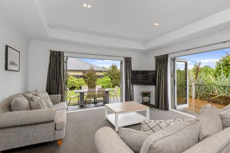 Photo of property in 25 Holbrook Way, Westmorland, Christchurch, 8025