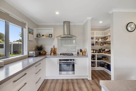 Photo of property in 16 Roy Road, Hamurana, Rotorua, 3096