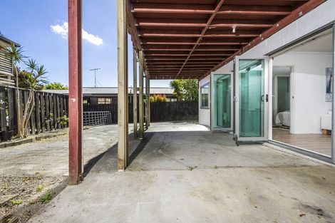 Photo of property in 35a Bay Street, Red Beach, 0932