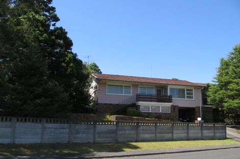 Photo of property in 2/80 Stott Avenue, Birkdale, Auckland, 0626