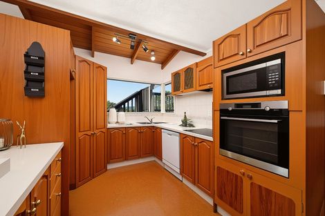 Photo of property in 26 Rhinevale Close, Henderson, Auckland, 0612