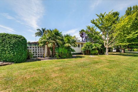 Photo of property in 68 Puketapu Road, Taradale, Napier, 4112