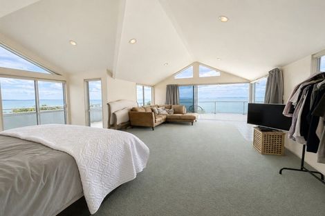 Photo of property in 4 Portal Place, Murrays Bay, Auckland, 0630