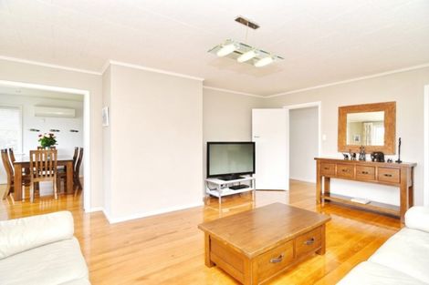 Photo of property in 30 Sevenoaks Drive, Bryndwr, Christchurch, 8053