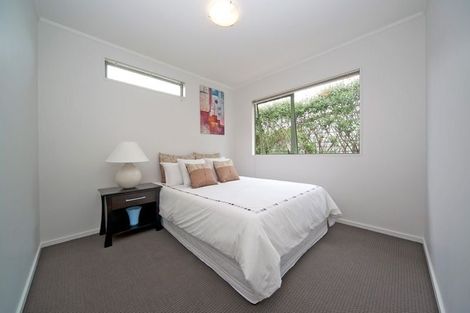 Photo of property in 17a Enderby Drive, Te Atatu Peninsula, Auckland, 0610