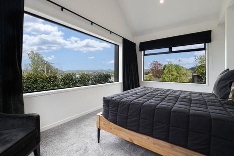 Photo of property in 162 Kawaha Point Road, Kawaha Point, Rotorua, 3010