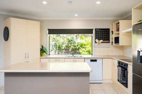 Photo of property in 9b Avenue Road, Greenmeadows, Napier, 4112