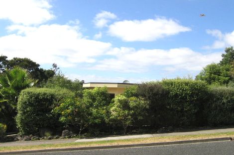 Photo of property in 61 Hadfield Street, Beach Haven, Auckland, 0626