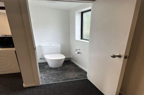 Photo of property in 8 Glendawn Place, Bayview, Auckland, 0629