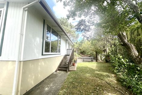 Photo of property in 89 Thurleigh Grove, Karori, Wellington, 6012