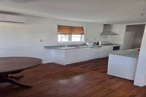 Photo of property in 26 Blease Street, New Lynn, Auckland, 0600