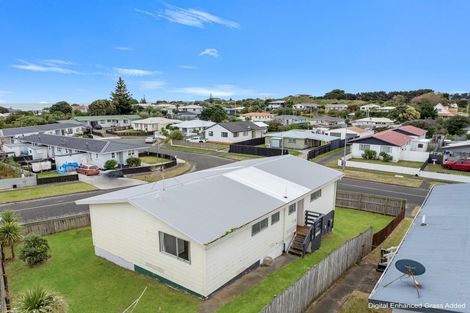 Photo of property in 10 Tainui Street, Castlecliff, Whanganui, 4501