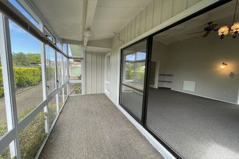 Photo of property in 50 Napier Road, Havelock North, 4130