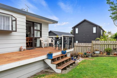 Photo of property in 227 Papamoa Beach Road, Papamoa Beach, Papamoa, 3118