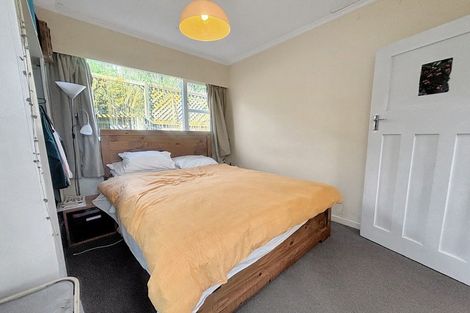 Photo of property in 8 Melbourne Road, Island Bay, Wellington, 6023