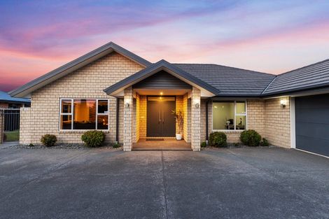 Photo of property in 30 Mokihi Gardens, Hillmorton, Christchurch, 8024