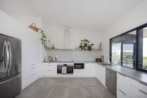 Photo of property in 30 Chambers Street, Kakanui, Oamaru, 9495