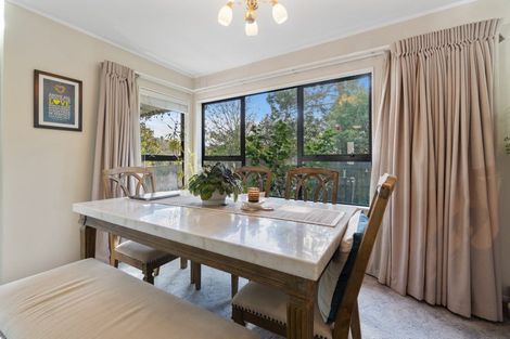 Photo of property in 9 Wyatt Place, Glendene, Auckland, 0602